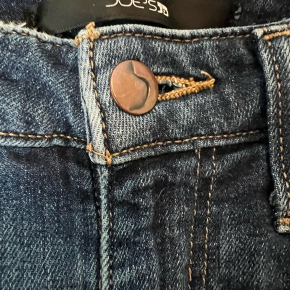 Joe's Jeans Dark Blue Jean Shorts size 26, distressed, raw hem EUC - Picture 2 of 7